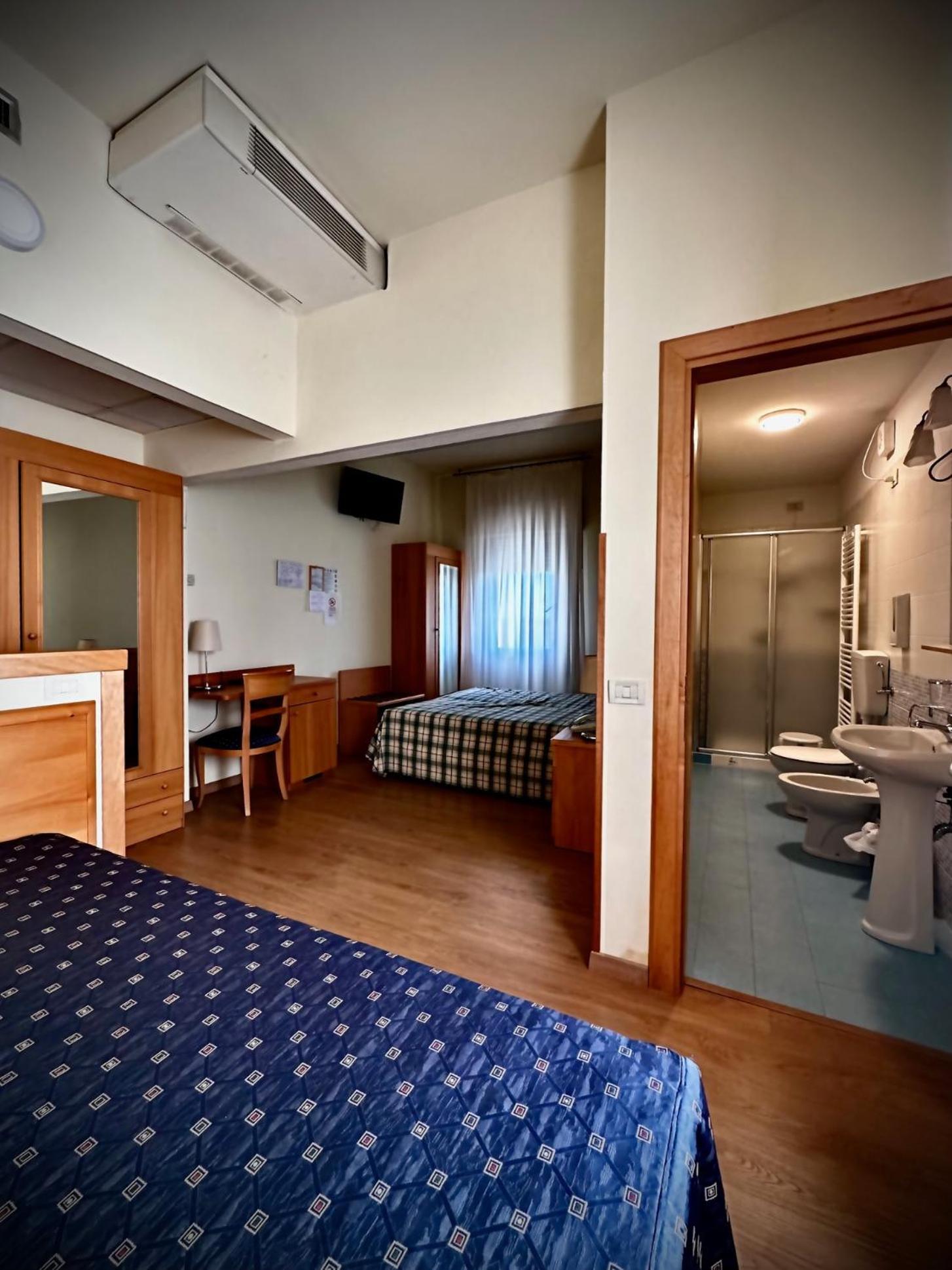 Hotel Ponte Molo 波尔图托尔 外观 照片