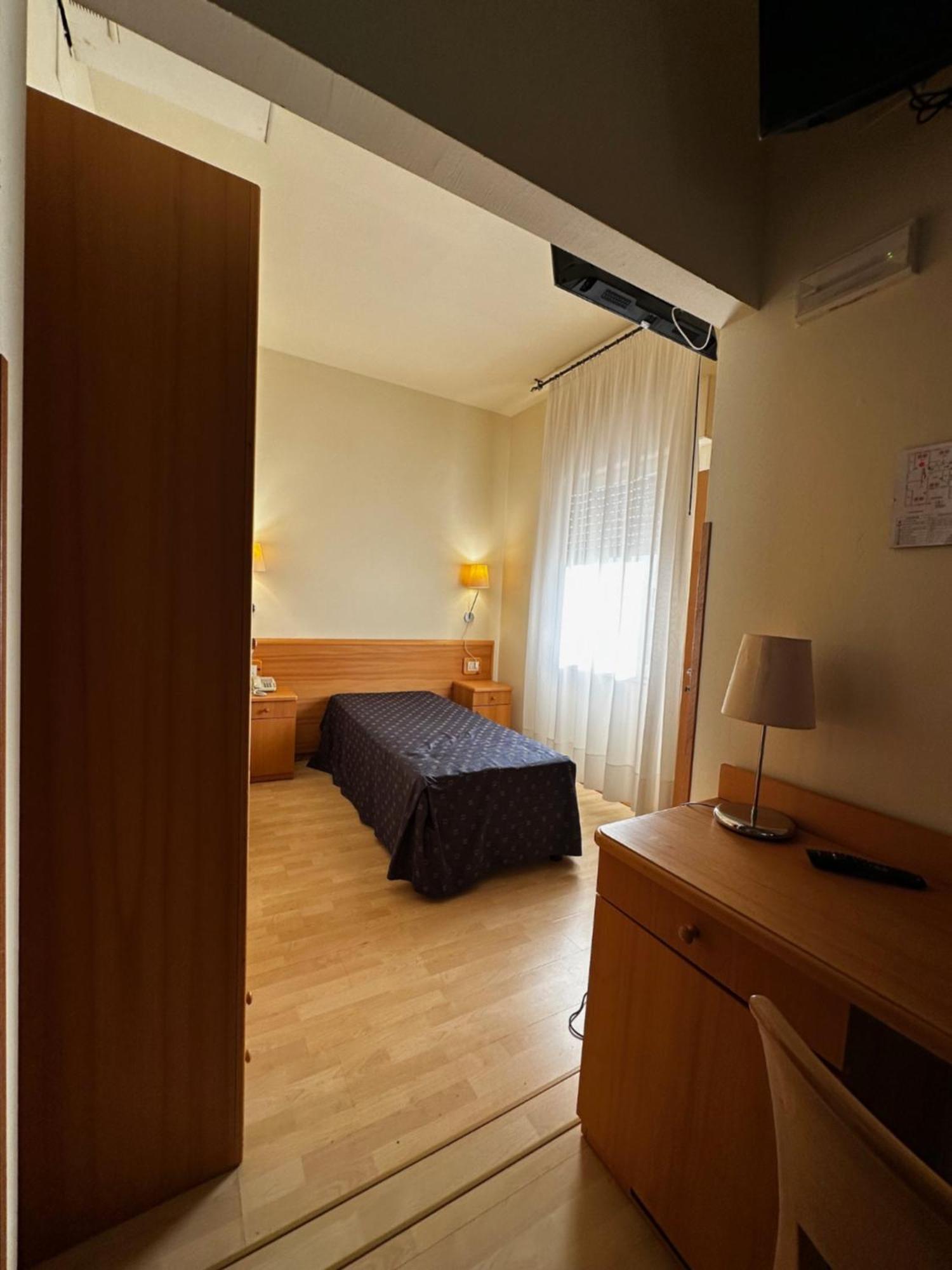 Hotel Ponte Molo 波尔图托尔 外观 照片